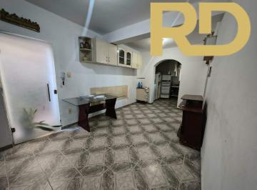 Casa · 180m² · 4 Quartos · 1 Vaga · CASA ESPAÇOSA COM 4 QUARTOS, SUÍTE, VARANDA E VISTA PRIVILEGIADA PARA BELO HORIZ