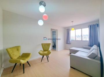 Apartamento · 60m² · 2 Quartos · 1 Vaga · Apartamento Reformado de 2 Quartos com Piscina e Quadra Poliesportiva