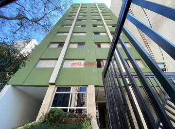 Apartamento · 69m² · 2 Quartos · 1 Vaga · Apartamento de 2 Quartos e 1 Vaga com 69m² de Área Útil em Ótima Localização à 5