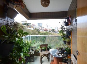 Varanda · Apartamento 2 quartos com elevador no Fernão Dias