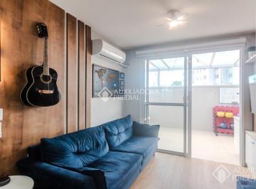 Apartamento · 70m² · 2 Quartos · 1 Vaga · Garden 2 dormitórios, decorado por arquiteto, com móveis planejados, Pátio com aprox.25m, com cobert