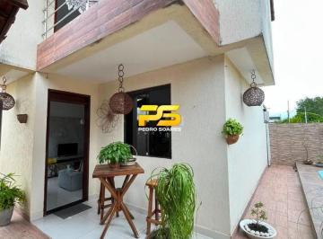 Casa · 83m² · 3 Quartos · 2 Vagas · CASA DE ESQUINA À VENDA EM CAMBOINHA