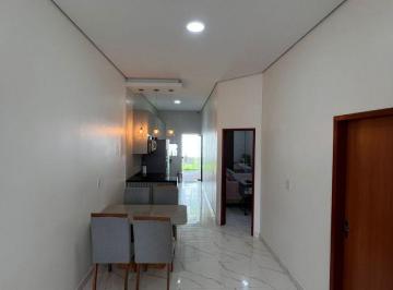 Casa de 3 quartos, Manaus · CASA COM 3 DORMITÓRIOS E 1 SUÍTE NO PARQUE 10, ÓTIMA LOCALIZAÇÃO
