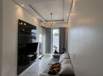 Casa de 3 quartos, Manaus · CASA COM 3 DORMITÓRIOS E 1 SUÍTE NO PARQUE 10, ÓTIMA LOCALIZAÇÃO