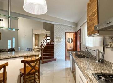 Casa · 315m² · 3 Quartos · Casa 3 quarto(s), no bairro Centro