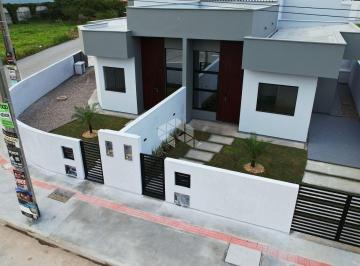 Casa · 67m² · 2 Quartos · 1 Vaga · Casa Nova com Suíte e Amplo Terreno na Guarda do Cubatão - Palhoça/SC