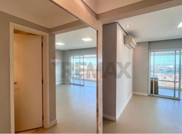 Apartamento · 119m² · 3 Quartos · REMAX aluga apartamento com 119 m², 3 quartos (1 suíte), varanda gourmet, ar-condicionado e 2 vagas 
