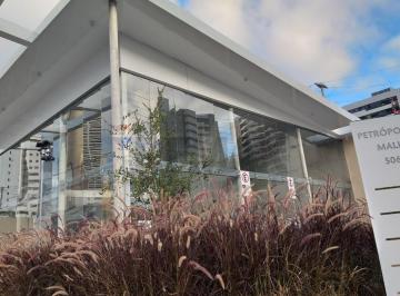Comercial · 56m² · 5 Vagas · Loja para Alugar em Petrópolis - Petrópolis Mall