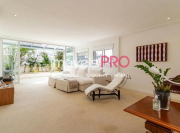 Apartamento · 578m² · 5 Quartos · 2 Vagas · Cobertura 578m², 5 quartos 4 suítes e 2 vagas