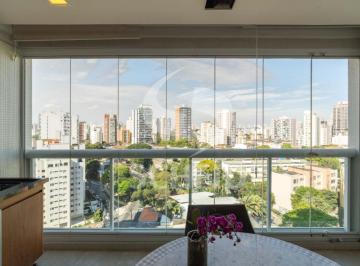 Apartamento · 160m² · 2 Quartos · 2 Vagas · Apartamento de 160 m², com 2 suítes, 5 banheiros e 3 vagas de garagem, em andar alto