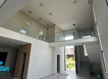 Casa · 350m² · 4 Quartos · 4 Vagas · Casa de Alto Padrão com Ambientes Amplos e Acabamentos Sofisticados