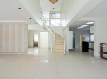 Casa · 380m² · 5 Quartos · 6 Vagas · Condomínio Ville de Montagne