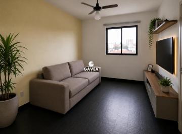 sala · Apartamento à venda no Vila Iolanda em São Vicente.