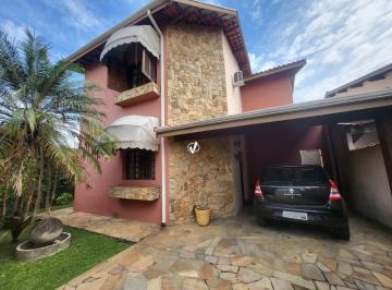 Casa · 242m² · 4 Quartos · 2 Vagas · CASA À VENDA - VILA RICA - PINDAMONHANGABA SP