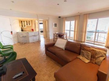 Apartamento · 83m² · 2 Quartos · 2 Vagas · Apartamento de 83m² na Vila Nova Conceição, no Flat Contemporâneo, próximo à Faria Lima
