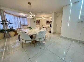 Apartamento · 202m² · 4 Quartos · 4 Vagas · Apartamento Reformado com 3 suítes e 4 vagas à venda no Edifício Casa Grande