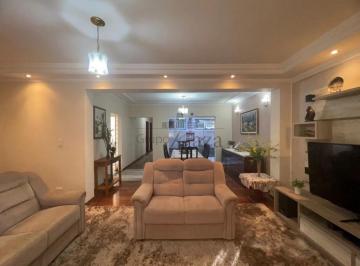 Casa · 300m² · 3 Quartos · 2 Vagas · Casa - Jardim Marcondes - Jacareí - 3 Dormitórios - 177m².