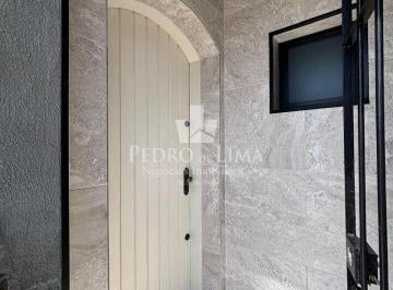 Casa · 45m² · 2 Quartos · Sobrado Novo com 45m² 2 quartos Tatuapé bem próximo ao Clube do Corinthians