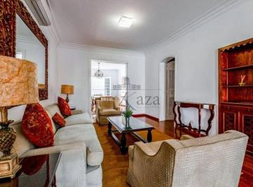 Casa · 300m² · 3 Quartos · 2 Vagas · Casa  - Jardim Europa - 3 Dormitórios - 300m².