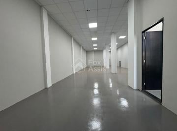 whatsapp-image-2026-08-24-at-123507-1-17879467740865.jpeg · Salão comercial para locação!