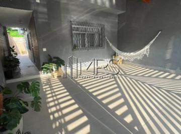 Casa · 86m² · 2 Quartos · 2 Vagas · Espaçosa Casa à Venda no Boqueirão, Praia Grande - 2 Quartos, 2 Vagas