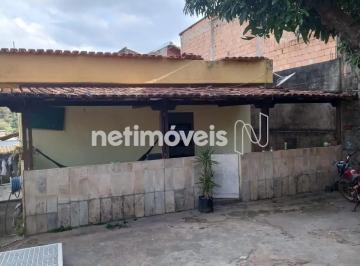 e24a7e3c-8d81-4bfd-9cfb-e6d65587d2dc.webp · OPORTUNIDADE IMPERDÍVEL NO VILA OLGA! Casa de 2 quartos com quintal e Barracao com 3 cômodos .
