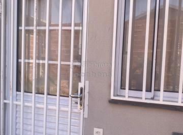 Casa · 45m² · 2 Quartos · 2 Vagas · Casa com 2 dormitórios no Bairro Bernardes Coelho