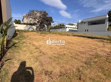 Terreno · 422m² · Terreno em condomínio disponível para venda no bairro Jardim Sul em Uberlândia-MG