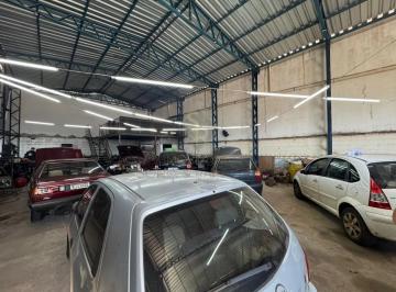 Comercial · 258m² · Galpão comercial à venda com 258m² de terreno no bairro Parque Anhanguera, em Ribeirão Preto/SP.