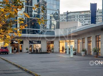 Comercial · 117m² · Comercial para aluguel - em Petrópolis