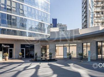 Comercial · 225m² · Comercial para aluguel - em Petrópolis