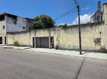 f48d88974caefff218315f1980ffaea5a0427d57 · Casa à venda na Cidade dos Funcionários - 960m² de área total, 223m² de construída, 4 suítes, 10vaga