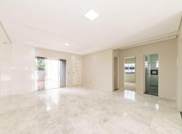 ad5dbf75830b3d9e9e3378bf59c676e810cdf29f · Casa com quintal amplo, 3 quartos, sendo 1 suíte à venda, 123 m² por R$ 689.000 - Vila São Cristóvão