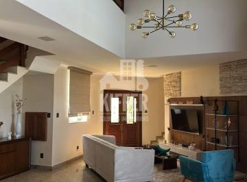 CASA EM CONDOMÍNIO MARICÁ · Casa de Alto Padrão 4 Quartos com Piscina no Condomínio Pedra Verde