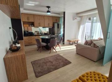 d55e6ac3773f3e53f9ada1a70baf91d87168ec4a · Floresta da barra 2qts lindamente decorado
