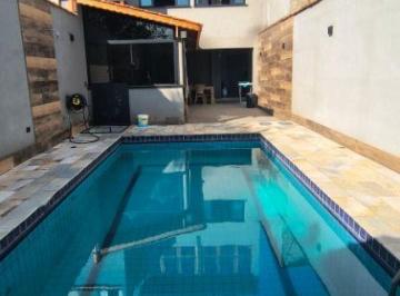 1a591c99f9f29ebd558ef30dba00248e8cdf9299 · Sobrado frontal com Piscina de 3 quartos, amplo quintal com área gourmet à venda, 189 m² por R$ 1.40