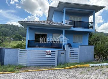 Casa · 218m² · 3 Quartos · 2 Vagas · Casa Semimobiliada