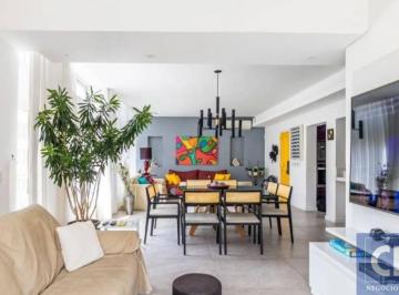 73d21f98f1d71659f5714ba87c3c249b5c96ca17 · Totalmente Reformado e Mobiliado - Andar alto - Vista lateral mar