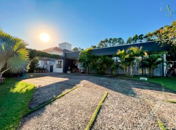 Casa · 289m² · 3 Quartos · 4 Vagas · Linda Residência com 3 amplas suítes no Terra Ville.