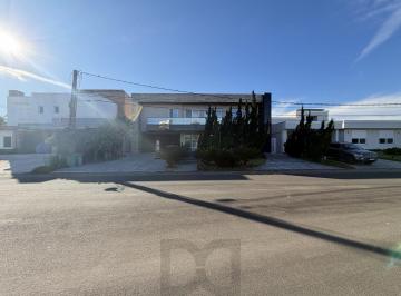 Casa · 567m² · 5 Quartos · 4 Vagas · Casa à venda - em Terraville