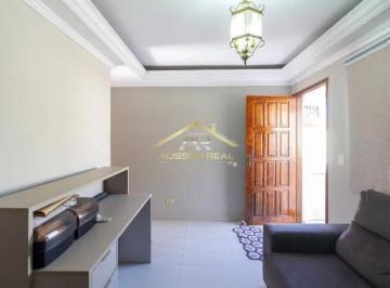 Casa · 70m² · 2 Quartos · 2 Vagas · Casa de condomínio à venda com 70m², 2 quartos e 2 vagas no Vila Yolanda.