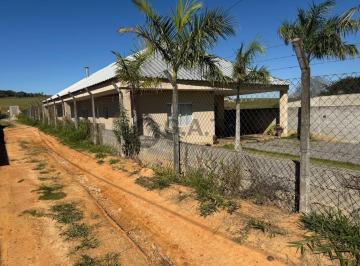 Foto 01 · Chácara à venda em Aracoiaba da Serra-SP, bairro Cercado: 2 quartos, 2 suítes, 2 salas, 3 banheiros,
