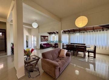 Casa · 293m² · 3 Quartos · 6 Vagas · Casa em José Mendes, Florianópolis/SC de 293m² 3 quartos para locação R$ 6.300,00/mes