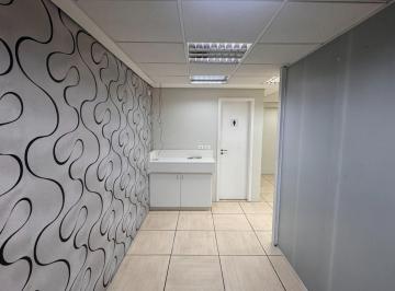 Comercial · 79m² · 2 Vagas · Sala em Lageadinho, Cotia/SP de 79m² à venda por R$ 620.000,00 ou para locação R$ 4.000,00/mes