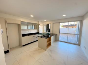 Apartamento · 110m² · 2 Quartos · 1 Vaga · Apartamento em Balneário, Florianópolis/SC de 110m² 2 quartos para locação R$ 4.300,00/mes
