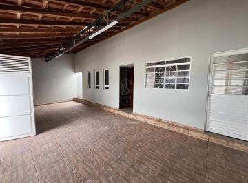 Casa · 4 Quartos · 2 Vagas · Casa em Jardim Lavínia, Marília/SP de 0m² 4 quartos para locação R$ 2.300,00/mes