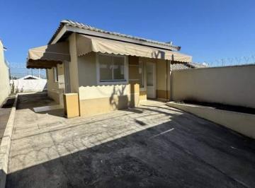 Casa · 45m² · 2 Quartos · 2 Vagas · Casa em Residencial Estoril, Taubaté/SP de 45m² 2 quartos para locação R$ 1.460,00/mes