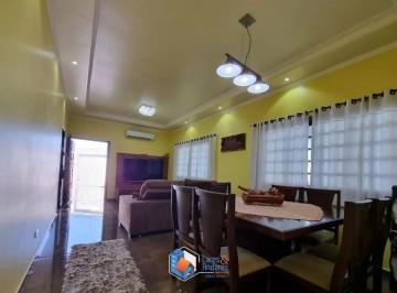Casa · 180m² · 3 Quartos · 3 Vagas · Casa em Centro, Jaboticabal/SP de 180m² 3 quartos à venda por R$ 363.000,00