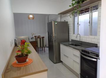 Casa · 2 Quartos · 2 Vagas · Casa em Jóquei Clube, Marília/SP de 0m² 2 quartos à venda por R$ 305.000,00