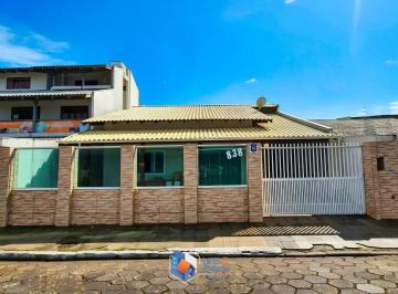 Casa · 180m² · 3 Quartos · 1 Vaga · Casa em São João, Itajaí/SC de 180m² 3 quartos à venda por R$ 1.299.999,00